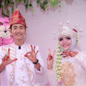 Era Ningsih profile icon