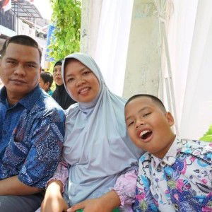 Retno Astuti profile icon