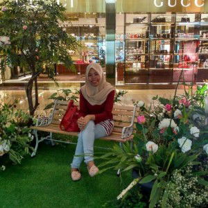 Sri Wahyuni profile icon