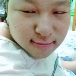 Yuli Phe Ling profile icon