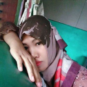 lia Riani profile icon