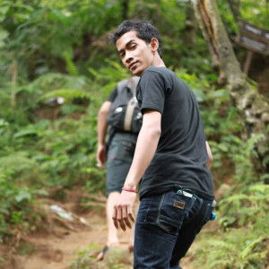 Rizki Ikhsans profile icon