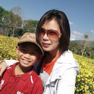 Nong Pornnipa profile icon