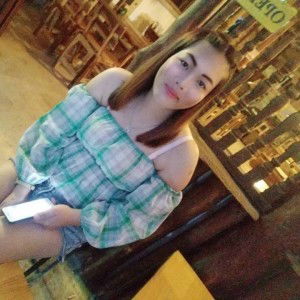 ถ้าไม่รักกัน อย่าให้ความหวัง มันเจ็บ profile icon