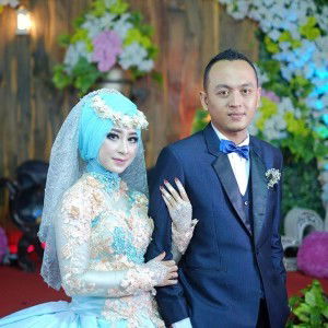 Devy Dian Lestari profile icon