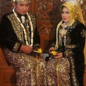 Ayu Widya profile icon