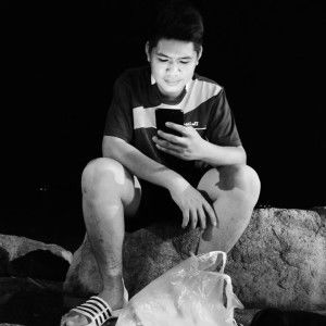 Por Suchaisit profile icon