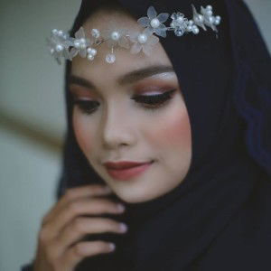 Usnah Wati profile icon