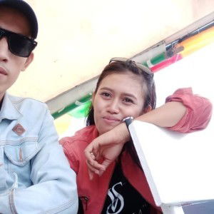 Noviana Desi profile icon