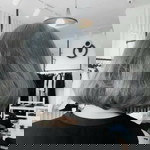 Pui Khuanruethai profile icon