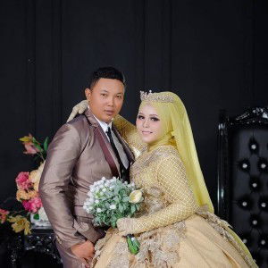 Enii Susanti profile icon