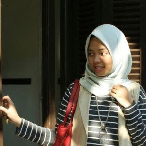 Firdia Ayom profile icon