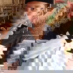 Suci Effendi profile icon