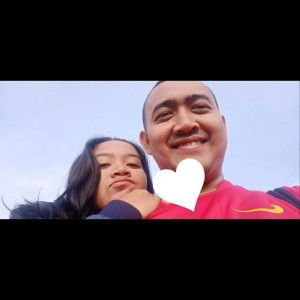 Puji Hardiyanti profile icon