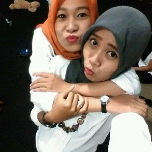 Ayu Martsela profile icon