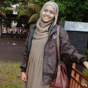 Ema Khoerunnisa profile icon