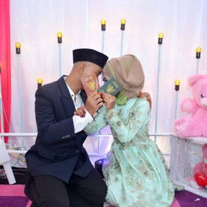 Wulan sarianti profile icon