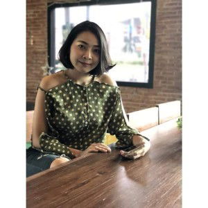 Bee Tanaporn profile icon