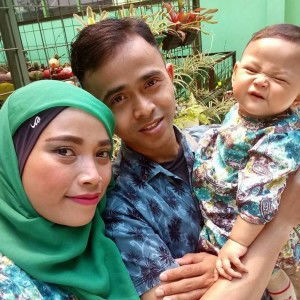 Kurnia Sari profile icon