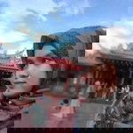 Elsa Sisri Aryona profile icon