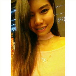 Maria Angelli Illustrisimo profile icon