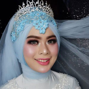 Devia Kurniasih profile icon