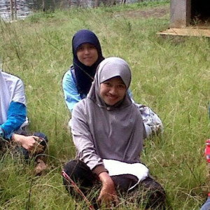 Fitriyani profile icon