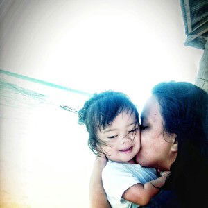 Ella Zèe profile icon