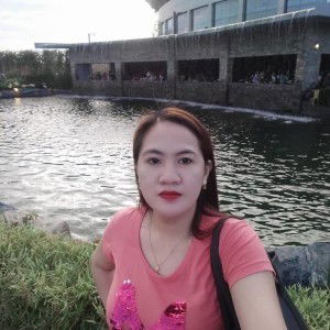 Rhea Flores profile icon