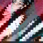 Dwi Lestari profile icon