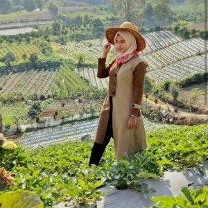 Athi Aningrum profile icon