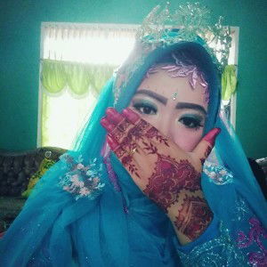 Rina Wati profile icon