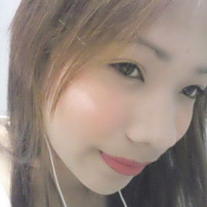 myra rosagas profile icon