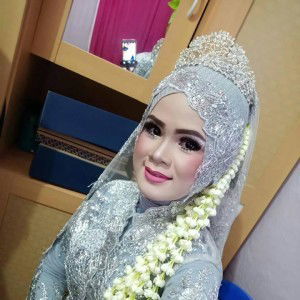 Caca Ariska profile icon