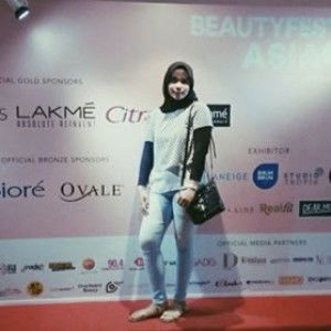 Dhea Zulfah profile icon