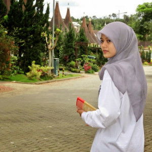 Zenny Fhatmah profile icon