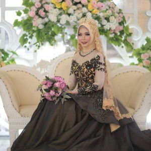 Annisa Uswatun profile icon