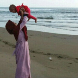 iis fajriah profile icon