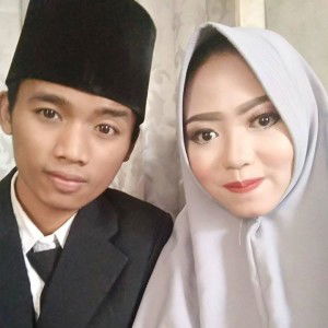 Yenny Almalani profile icon