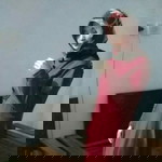 Indah Larasati profile icon