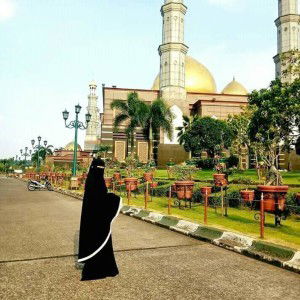 Hefni Yanti profile icon