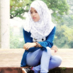 wiwik setyaningsih profile icon