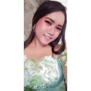 Diah Tri Afriani profile icon