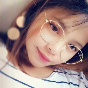 nina ballesteros profile icon