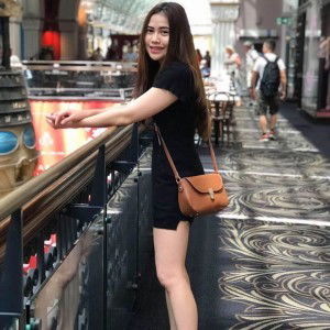 Sirinapa Momay profile icon