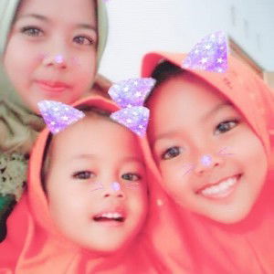 Sri Winarni profile icon