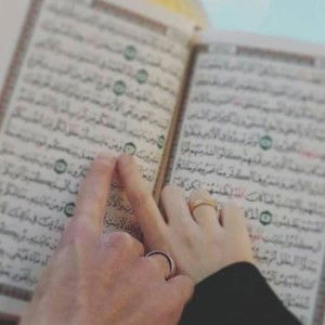 Juni Isnaini profile icon