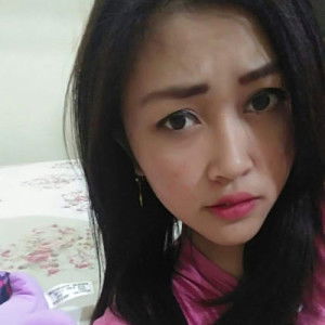 Risma Yanti profile icon