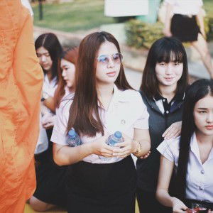 MoMo Chirarat profile icon