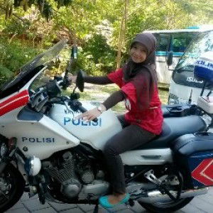 Siti rizky profile icon